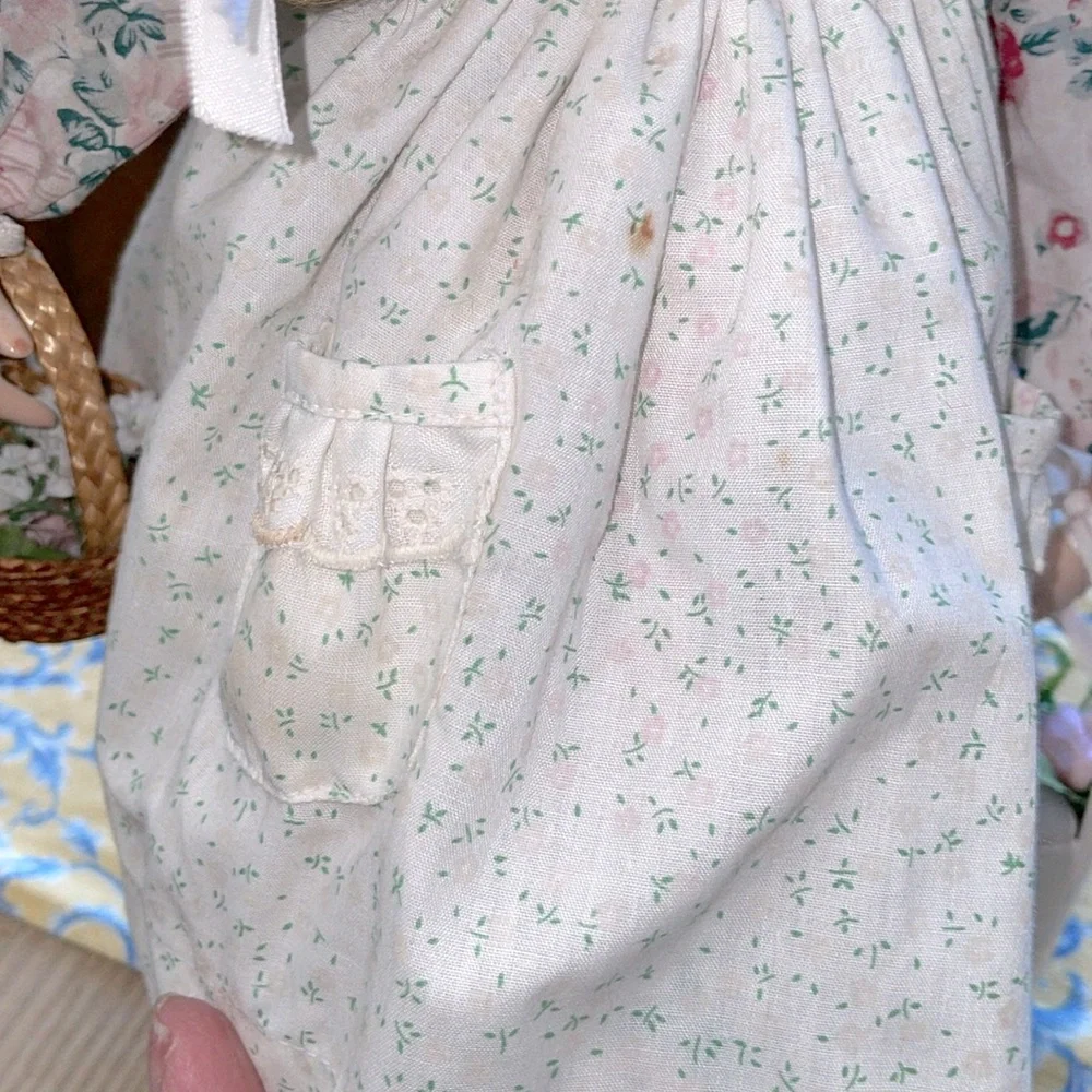 Avon Special Memories Gardening Doll with Flower Basket and Water Can Pr…